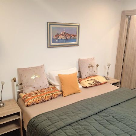 Apartman Speranza Rovigno Esterno foto