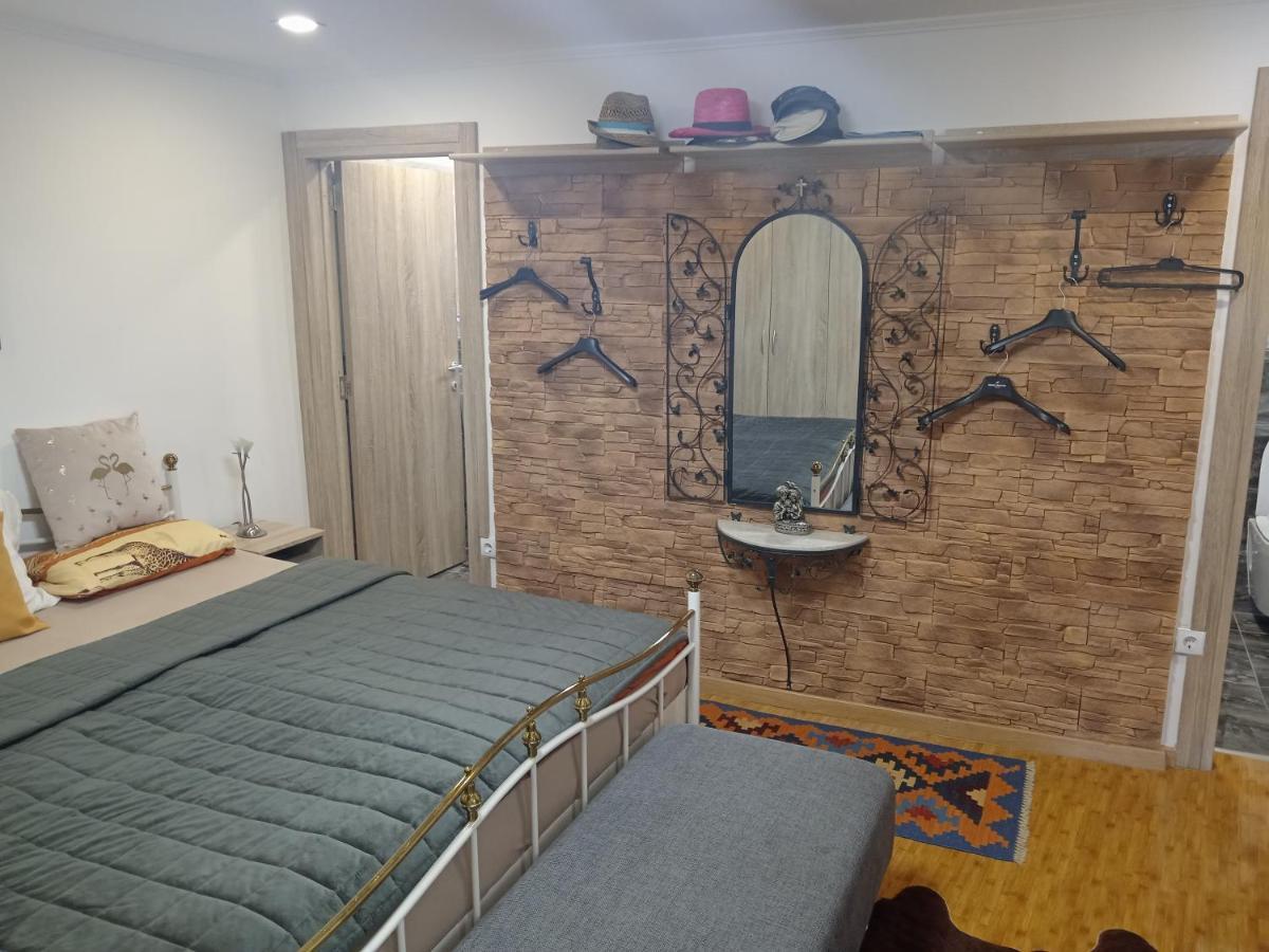 Apartman Speranza Rovigno Esterno foto
