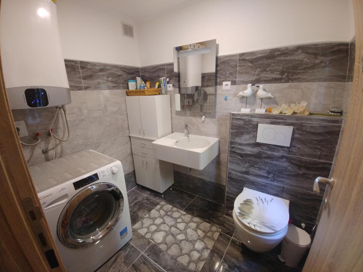 Apartman Speranza Rovigno Esterno foto